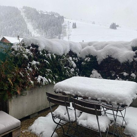 Appartement Cosy Avec Terrasse Sud - Proche Village La Clusaz Eksteriør bilde