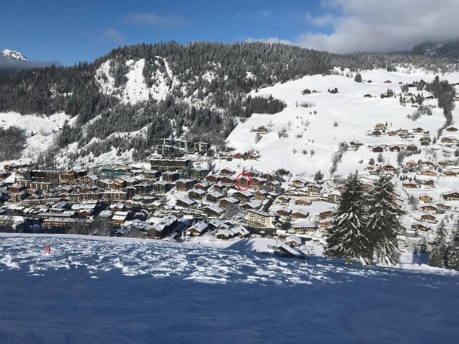 Appartement Cosy Avec Terrasse Sud - Proche Village La Clusaz Eksteriør bilde
